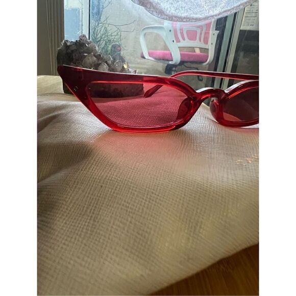 Sold - Picture 4 of 5